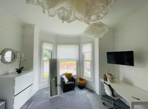 Gallery image of Golden Triangle Ensuites in Norwich