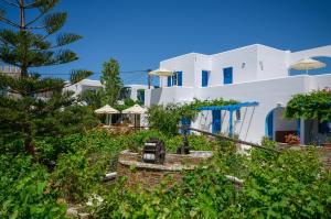 Vonkajšia záhrada v ubytovaní Agios Prokopios Hotel
