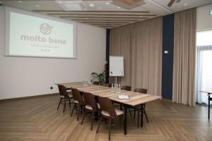Konferenčné priestory v ubytovaní Molto Bene Hotel & Restaurant