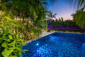 Hồ bơi trong/gần 3 Bedroom Exclusive Private Pool Villa Smooth as Silk