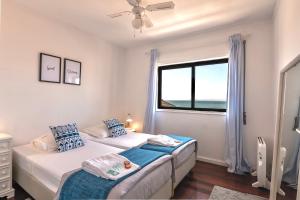 エスピーニョにあるEspinho Guesthouse - Sea View Apartmentのギャラリーの写真