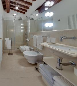 Koupelna v ubytování Rambaldi Apartments Casa nr 2