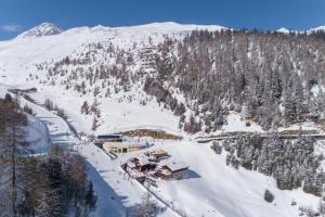 Hüttenzeit almhütte sölden v zime