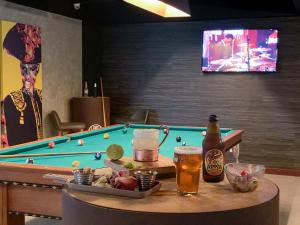 Mesa de bilhar em Japaratinga Lounge Resort - All Inclusive