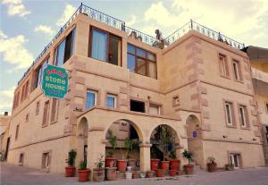 The building in which a szállodákat is located