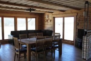 Posezení v ubytování Rootsimaa Holiday House