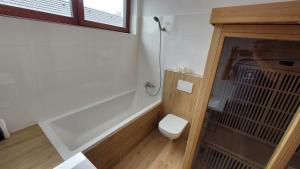 Koupelna v ubytování Apartmány Jura