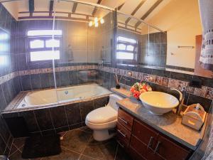 Kupatilo u objektu Nibiru Hostel