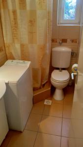 Koupelna v ubytování Candy apartman Siófok