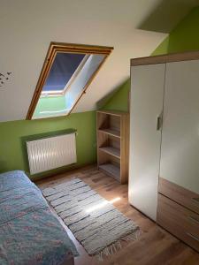 Postel nebo postele na pokoji v ubytování Holiday home in Balatonbereny 18035