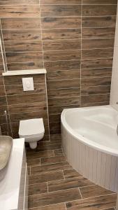 Koupelna v ubytování Luxury APARTMAN BILI