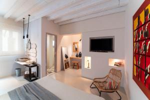 Gallery image of F Charm all Suites - Adults Only in Líndos