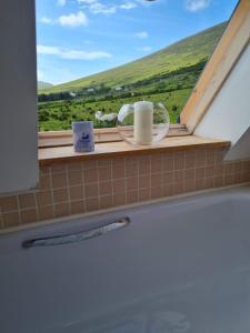 Gallery image of Sea to Summit Cottage in Slievemore