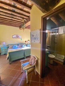 Ein Badezimmer in der Unterkunft Guest House Antico Frantoio Pietrasanta Affittacamere