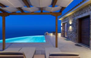 Бассейн в Olivia's Villas of Luxury или поблизости