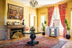 Fotografie z fotogalerie ubytování Château Meyre v destinaci Avensan