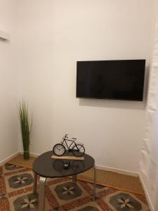 تلفاز و/أو أجهزة ترفيهية في Studio Boffil centre historique Perpignan