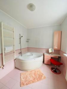 Koupelna v ubytování Guest House at Lesya Ukrainka