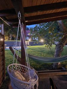 Ogród w obiekcie Apartament w lesie