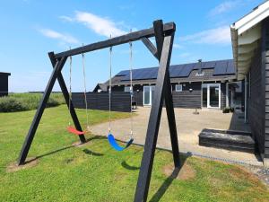 Herní místnost nebo prostor pro děti v ubytování 16 person holiday home in Løkken-By Traum