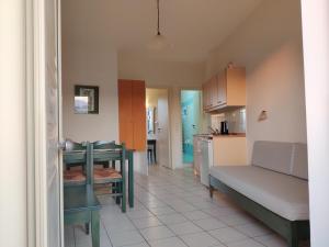 A kitchen or kitchenette at Zannis Hotel