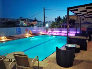The swimming pool at or close to Zannis Hotel