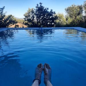 Bazén v ubytování Alpujarra Guesthouse, remote off-grid mountain accommodation nebo v jeho okolí
