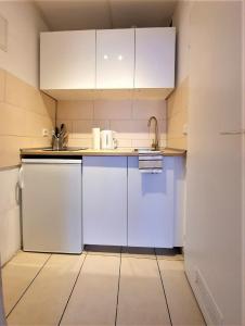 Nhà bếp/bếp nhỏ tại Studio Rome in der Altstadt