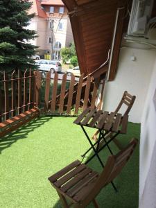 Aed väljaspool majutusasutust Korall Apartman Fonyód
