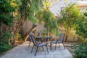 Zahrada ubytování CHROMA Lodge Rafina