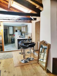 Dapur atau dapur kecil di Chez Fanny - Le Loft - centre historique Cahors Cathédrale