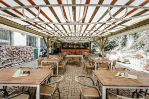 Restoran atau tempat lain untuk makan di Na Knížecí Husinec