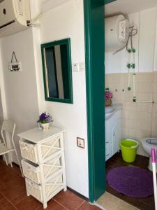 A bathroom at Apartman Irena