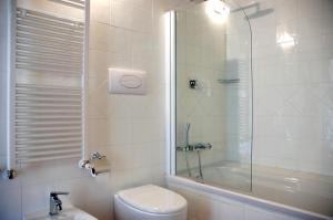 Kylpyhuone majoituspaikassa La Molinella