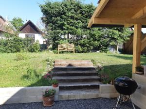 Taman di luar Apartmány pri kostole +1 gambar