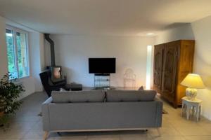 Gallery image of Vöens, St-Blaise, Logement entier - 2 chambres in Marin