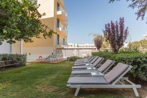 Сад в Fedra Boutique Apartments