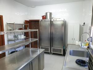 Una cocina o zona de cocina en Casa Rural Galatea especial Grupos