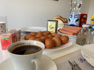 Cibo presso la stanza in casa privata o nelle vicinanze