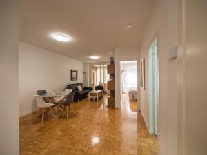 Posedenie v ubytovaní Gestión de Alojamientos Apartments