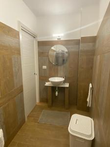 Vonios kambarys apgyvendinimo įstaigoje Casa Vacanza Le Cinque Perle