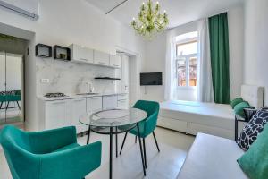 Televisyen dan/atau pusat hiburan di Collins Emerald Center