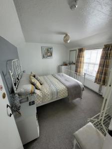 Gallery image of Lyndale Guest House in Weymouth