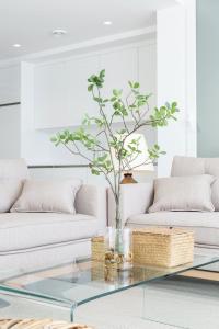 A seating area at Apartamentos Martalia Nerja