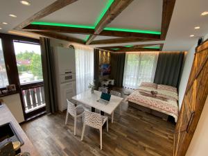 A bed or beds in a room at Matrix