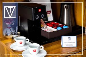 Hotel Vitality Terminus的咖啡和沏茶工具