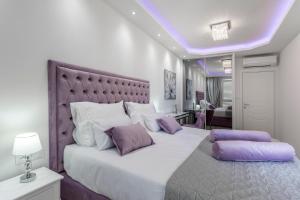 Postel nebo postele na pokoji v ubytování Luxury suite Elysium