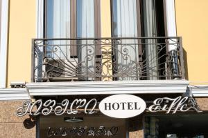 Building kung saan naroon ang hotel
