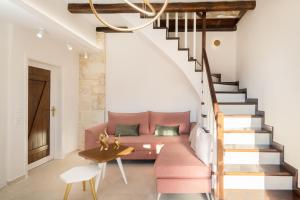 Posezení v ubytování Dafni Villa, a Blissful Retreat with 40m2 Pool, By ThinkVilla