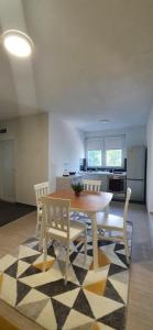 Χώρος καθιστικού στο Apartmani Kaldrma
